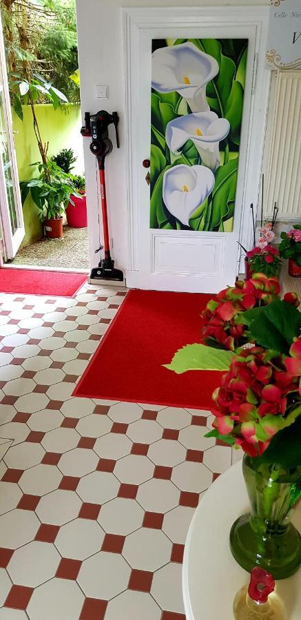 Ferienwohnung Villa Flora Целе Екстериор снимка